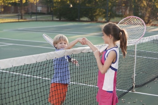 junior-tennis-515x343
